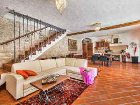 Rustic villa in Vrsar with private swimming pool, Marasi